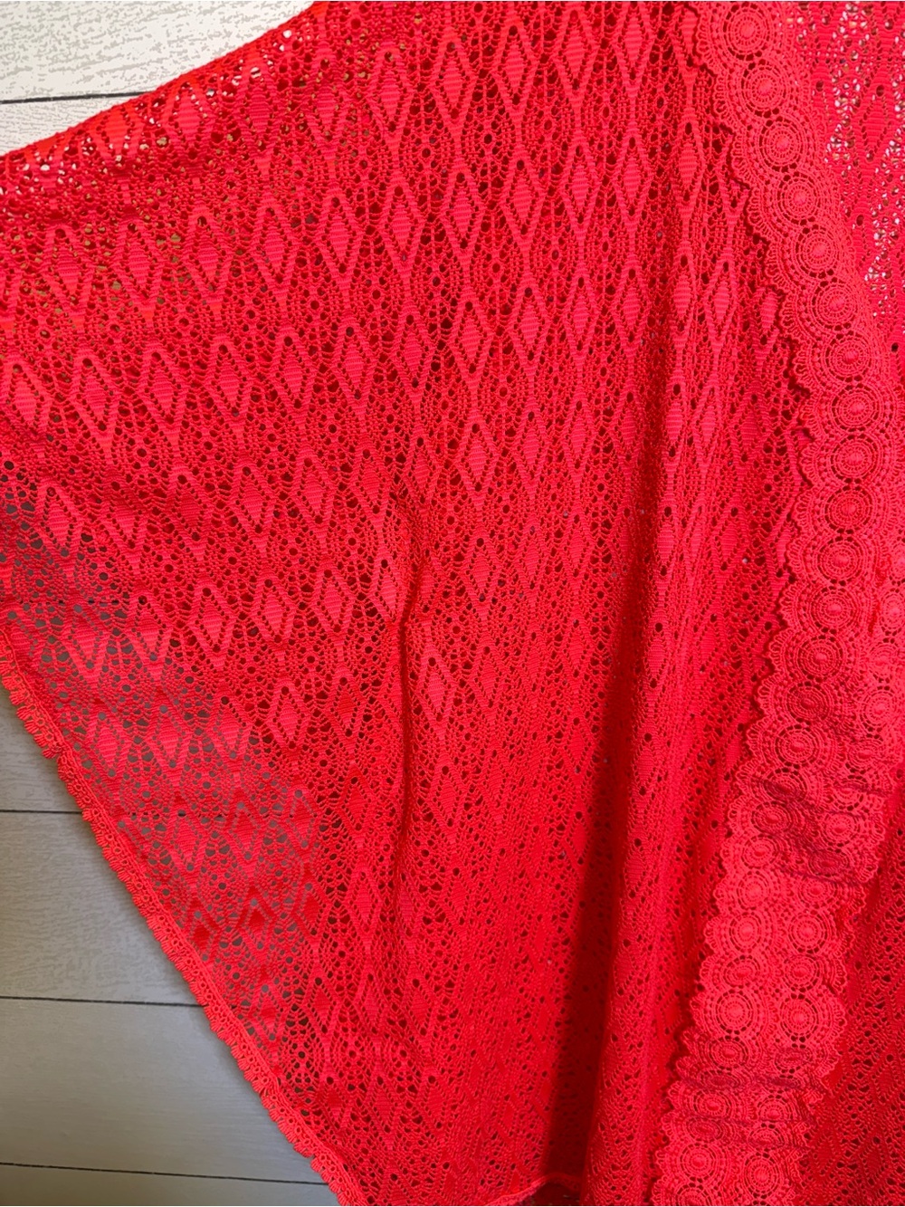 Catalina Coral Swim Cover-Up size Large - Picture 5 of 7